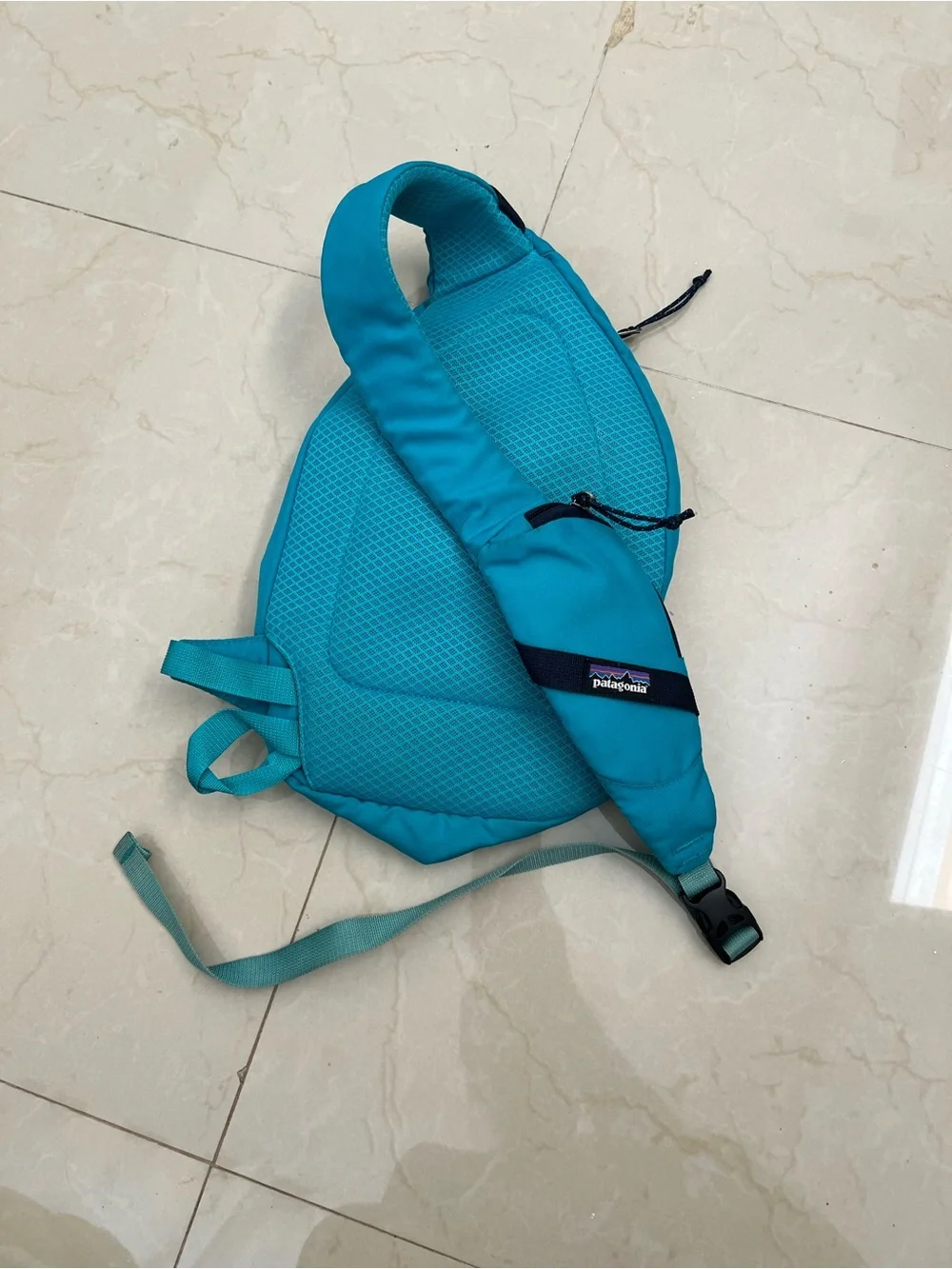 PATAGONIA Atom Sling Bag 8L Turquoise